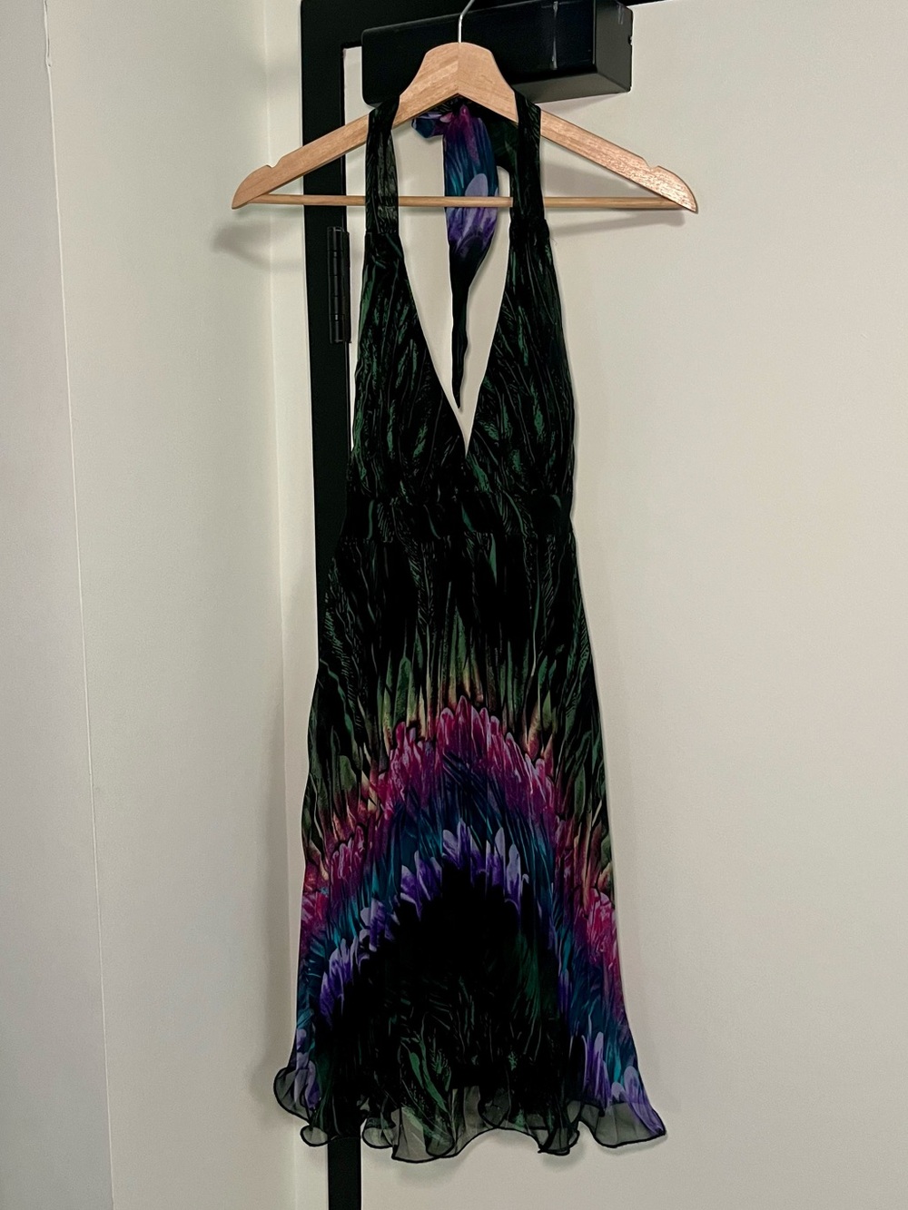 Cache Vintage Y2K Halter Tropical Print Dress With Flowy Silhouette